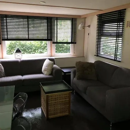 Gezellig Chalet Voor Gezinnen Op De Veluwe I Veldkamp F16 Epe